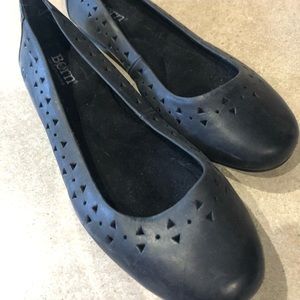 Adorable Born Flats- Sz 7.5